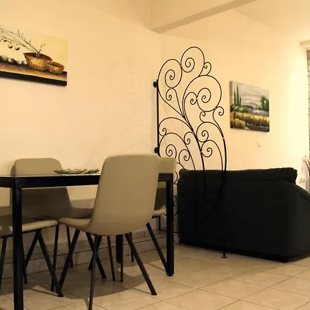 Apartment Studio Miltos Aspasia 1 *